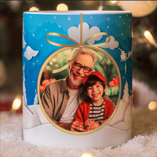 Caneca de Natal Personalizada com Foto – Moldura em Bola de Natal 🎁📸