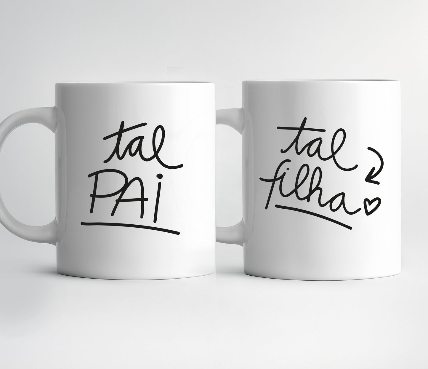 Canecas “Tal Pai, Tal Filha” – Conjunto de 2 Canecas em Cerâmica ☕❤️
