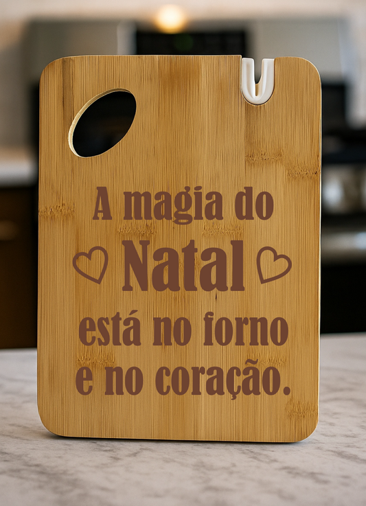 Tábua de Cozinha em Bambu Natural – “A Magia do Natal Está no Forno e no Coração” (Cópia)