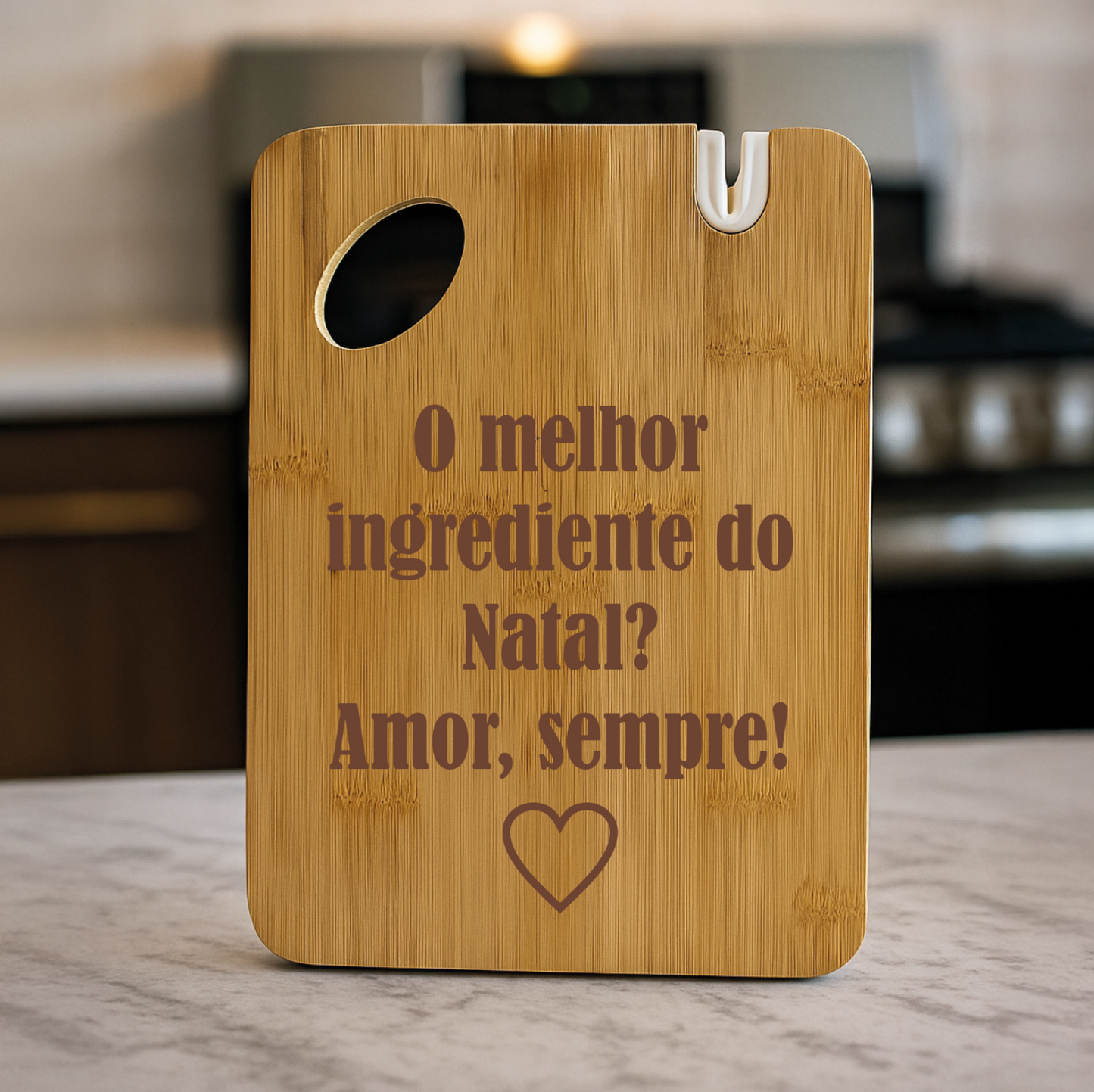Tábua de Cozinha Natal – “O Melhor Ingrediente do Natal é o Amor”  em Bambu Natural